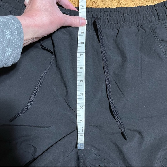 Eddie Bauer Wm’s Plaid Fleece Lined Cargo Pants in Black NWT Sz 10 - Picture 15 of 16